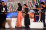 Deepika, Shahrukh, Boman, Sonu Sood at the Trailer launch of Happy New Year in Mumbai on 14th Aug 2014